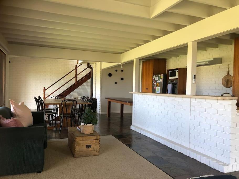 Peterborough Beach House Extérieur photo